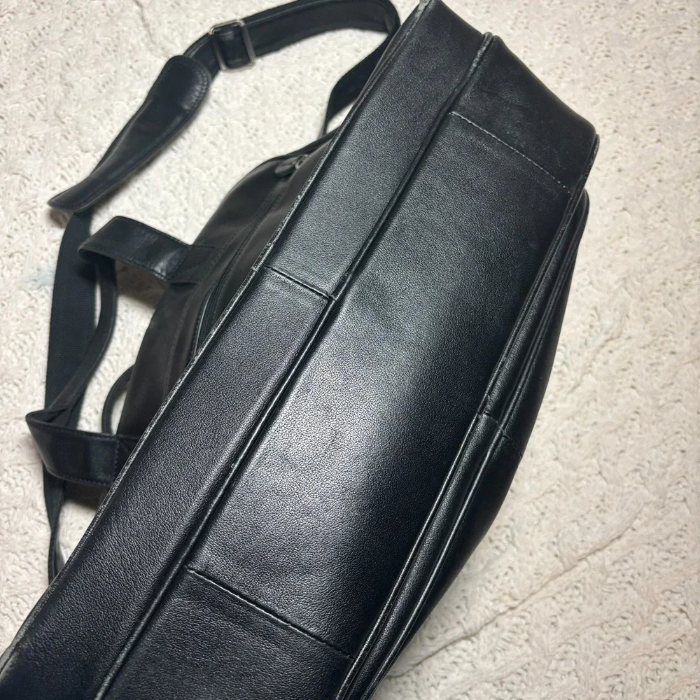 $499 Charles Tyrwhitt Grain‎ Leather Messenger Black Bag Solid Adjustable Strap